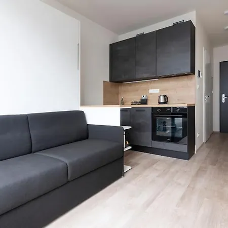 Appartement Tiny Flat, 1gb Wifi, Smart Tv, Air Condition