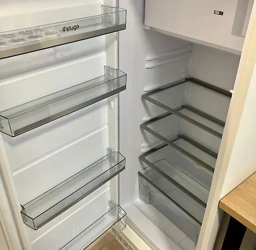 Tiny Flat, 1gb Wifi, Smart Tv, Air Condition Apartament