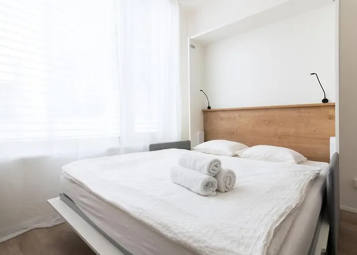 Tiny Flat, 1gb Wifi, Smart Tv, Air Condition Apartament *